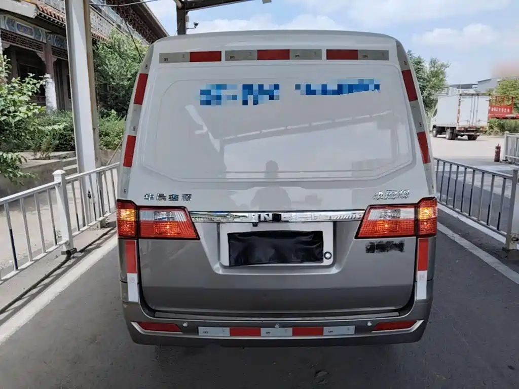 Jinbei Little Sea Lion X30 2023 2021 1.5L Comfort Non-AC Version Van China VI SWC15M