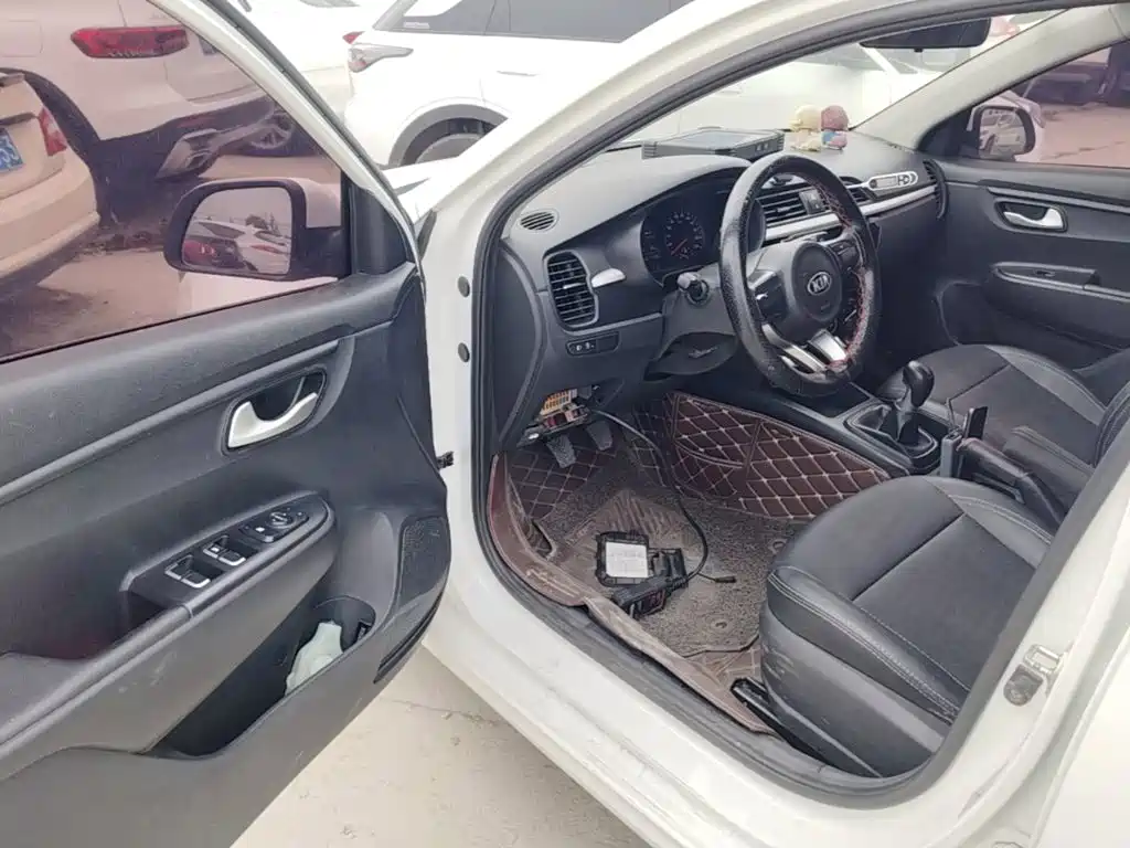 Kia K2 2017 2017 Sedan 1.4L MT GLS
