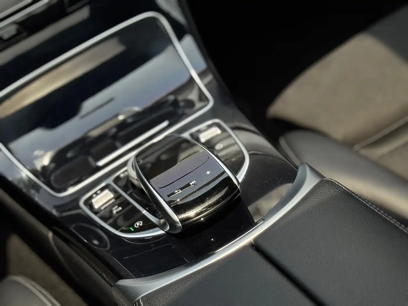 Mercedes-Benz C-Class 2017 Facelift C 200 Sport Edition фото 14