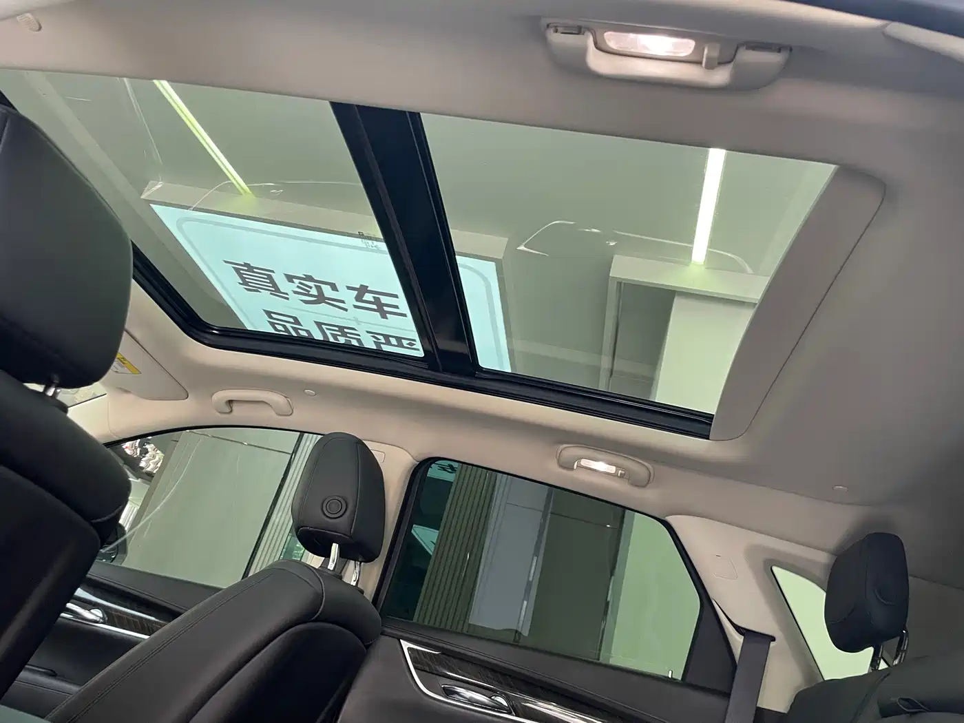 Cadillac XT5 2017 2018 25T Luxury