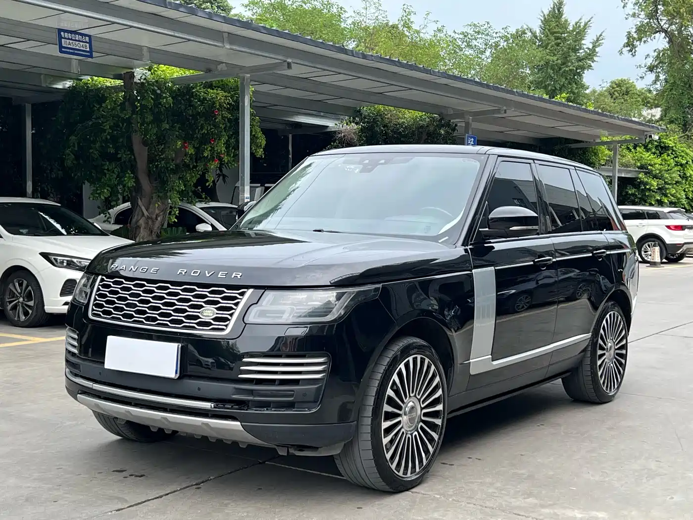Land Rover Range Rover 2018 3.0 SC V6 Golden Age Edition