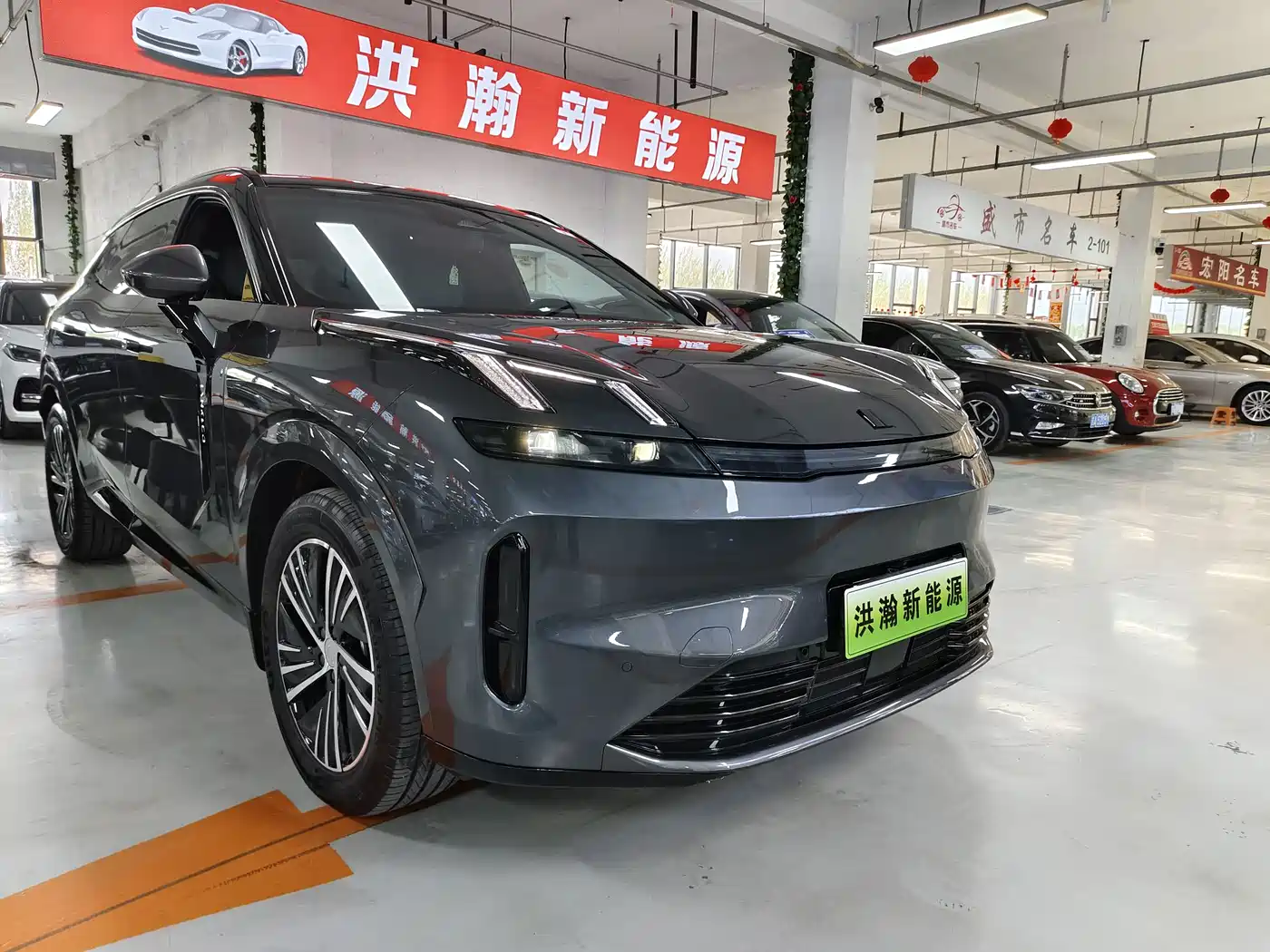 Lynk & Co 08 EM-P 2025 120km Long Range Pro фото 3