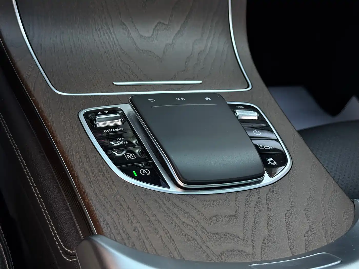 Mercedes-Benz GLC 2020 Facelift GLC 300 L 4MATIC Dynamic фото 17