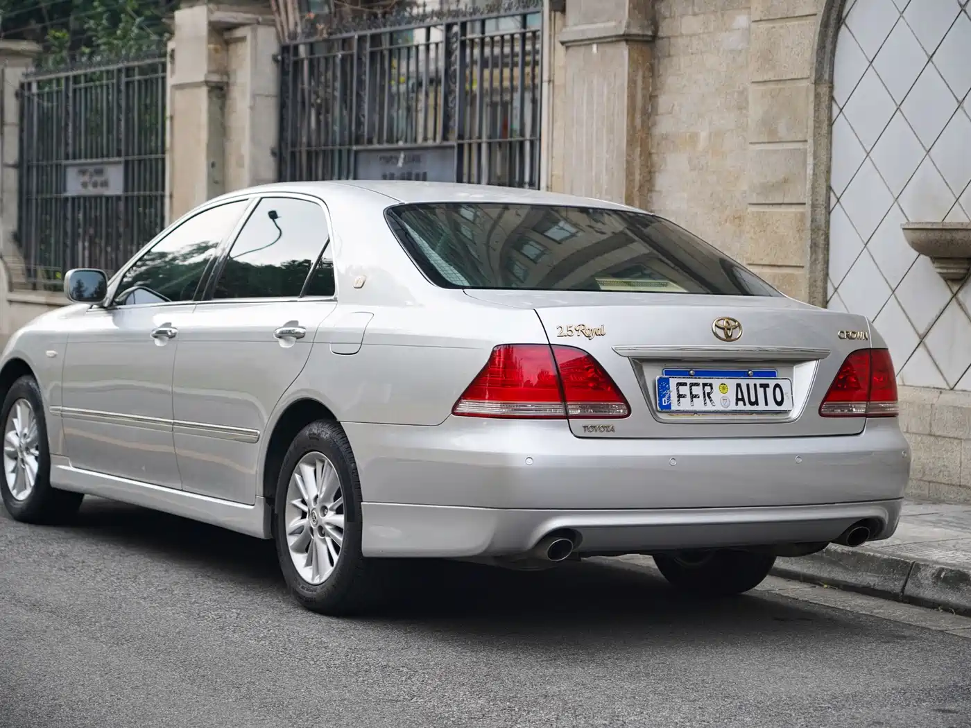 Toyota Crown 2007 2.5L Royal Leather Edition фото 7