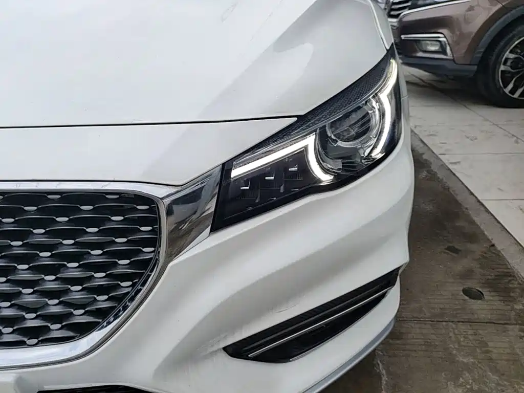 MG MG6 2018 2017 20T Automatic Luxury Smart Connect Version (China V)