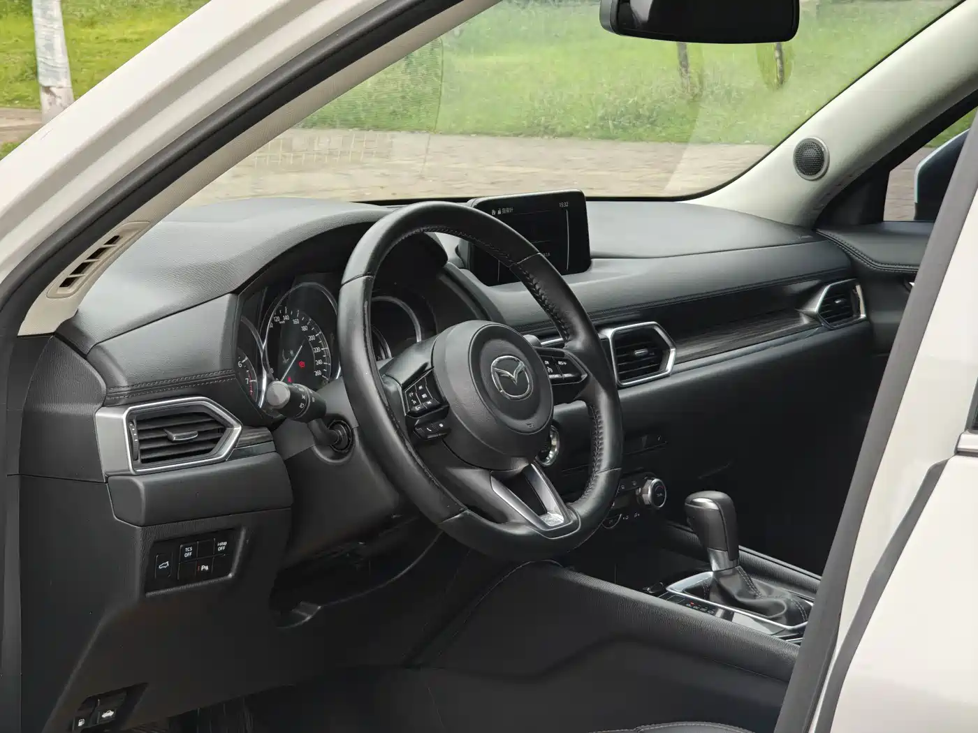 Photo 10 - Mazda CX-5