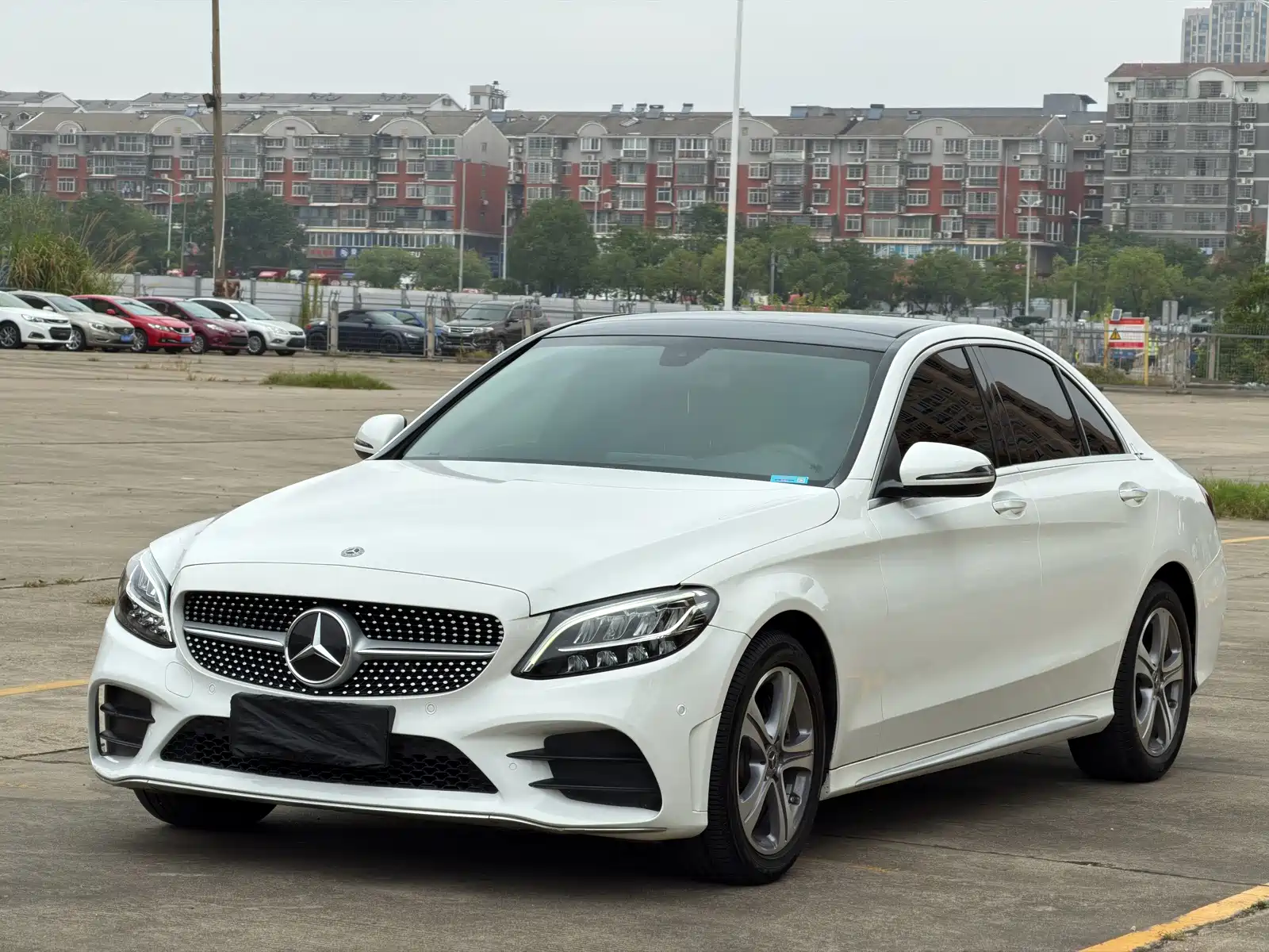 Фото 1 - Mercedes-Benz C-Class
