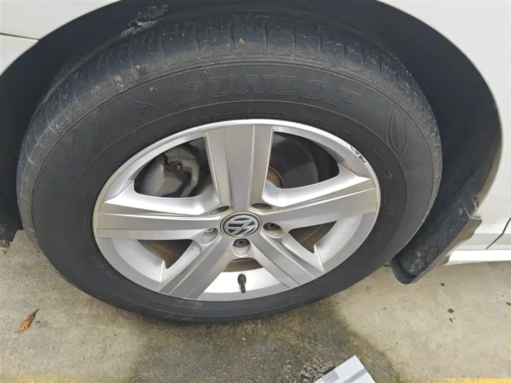 Volkswagen Lamando 2018 230TSI DSG Trend Edition фото 23