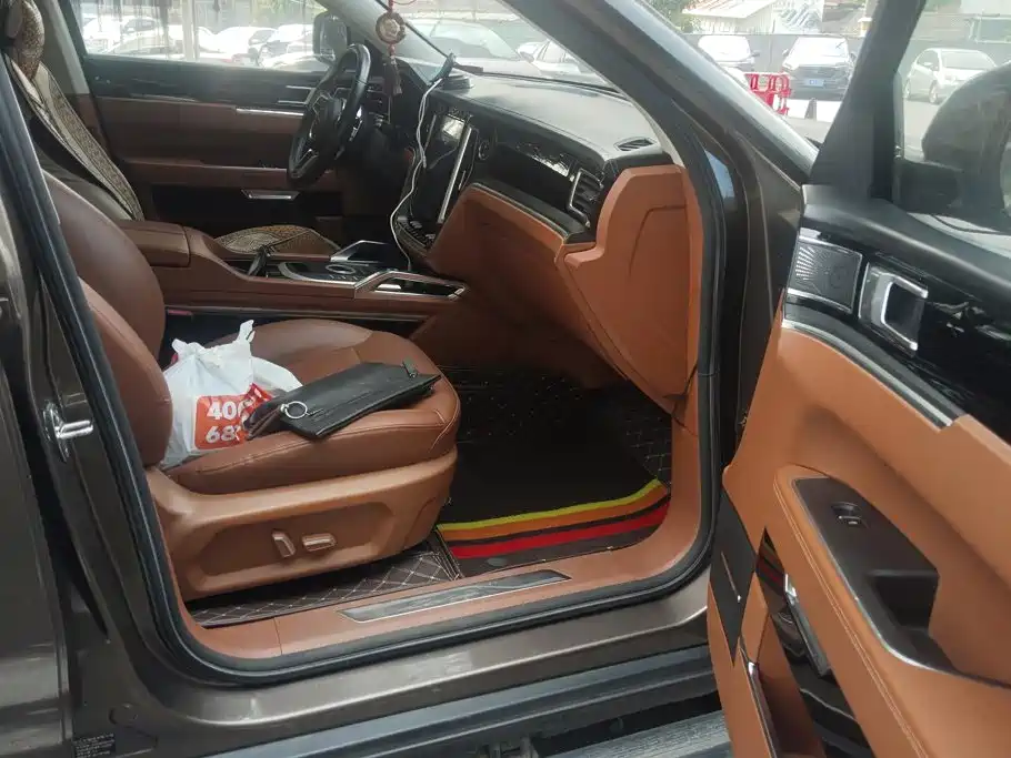 Фото 8 - Zotye T700