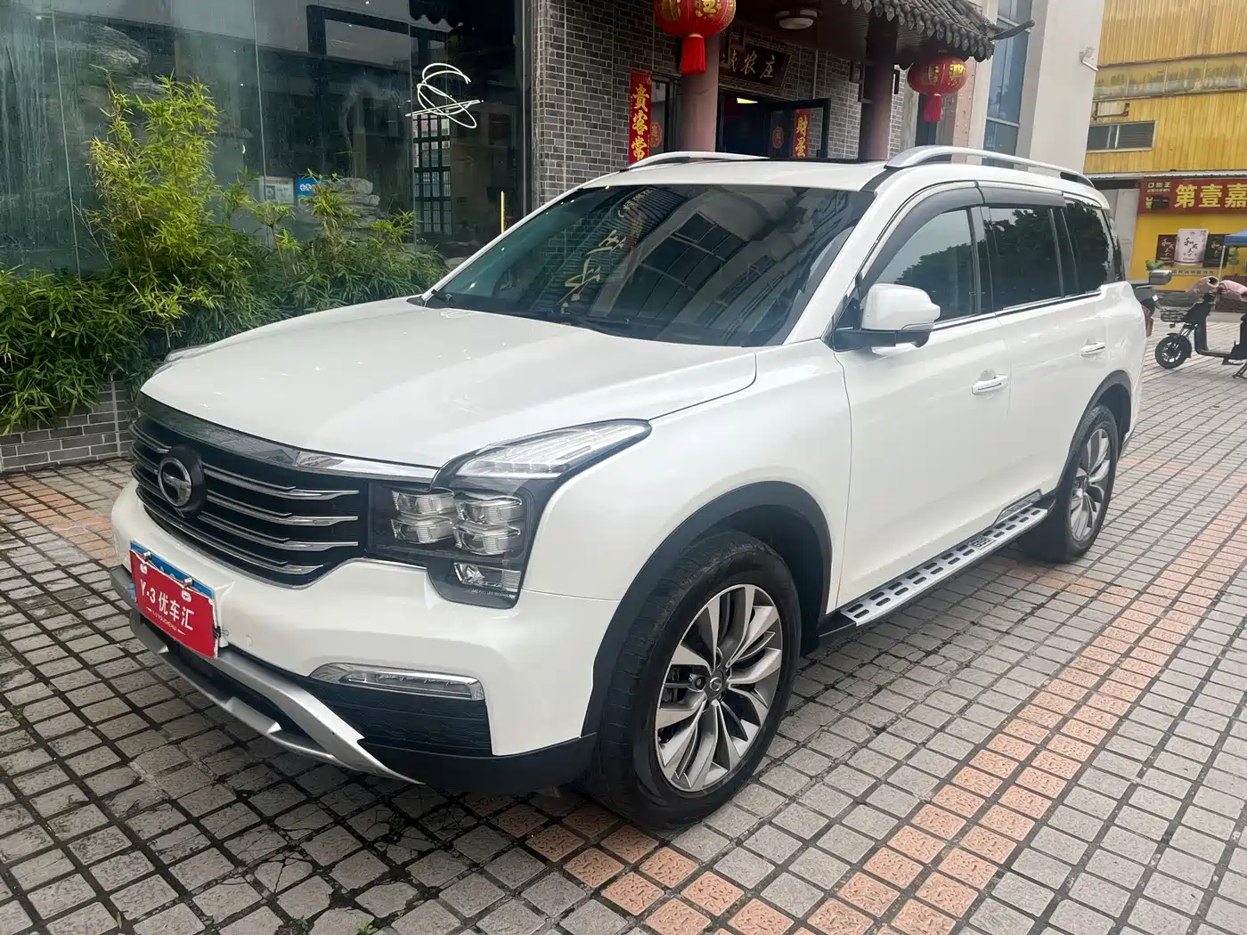 GAC Trumpchi Trumpchi GS8 2017 2017 320T 2WD Luxury Smart Connect (7-seater)
