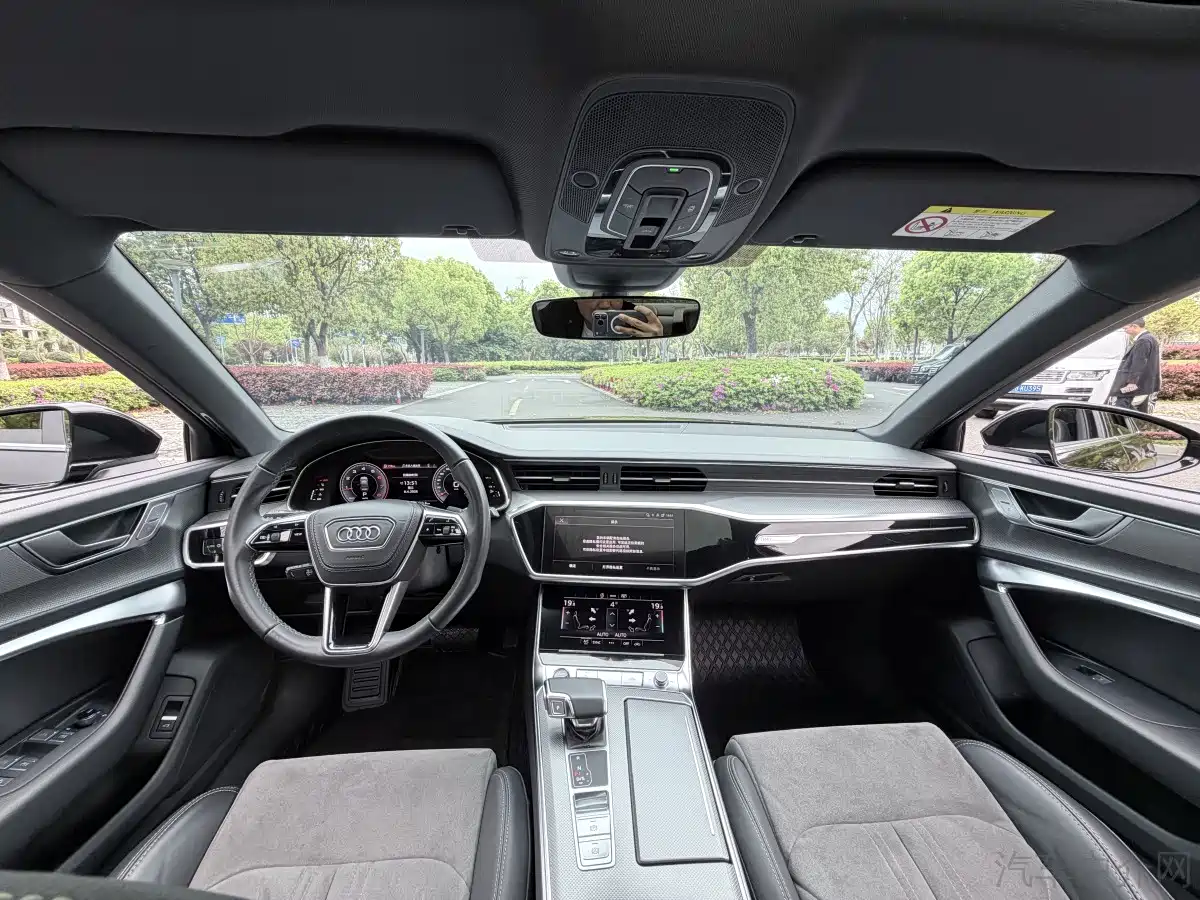 Audi A6L 2023 Facelift 40 TFSI Luxury Elegance фото 9