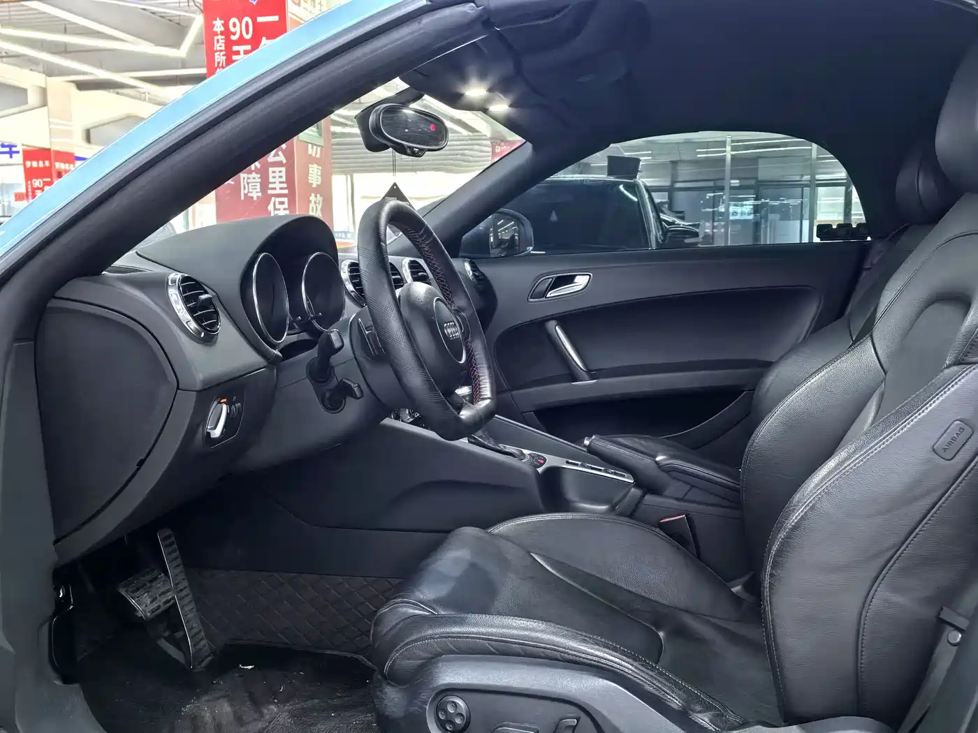 Audi TT 2011 TT Roadster 2.0TFSI фото 14