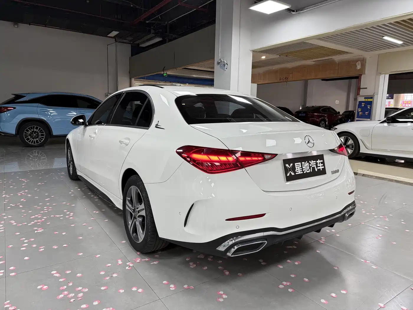 Mercedes-Benz C-Class 2022 C 200 L Sport Version фото 4