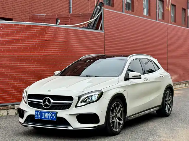  Mercedes-Benz Mercedes-Benz GLA AMG 2017 AMG GLA 45 4MATIC