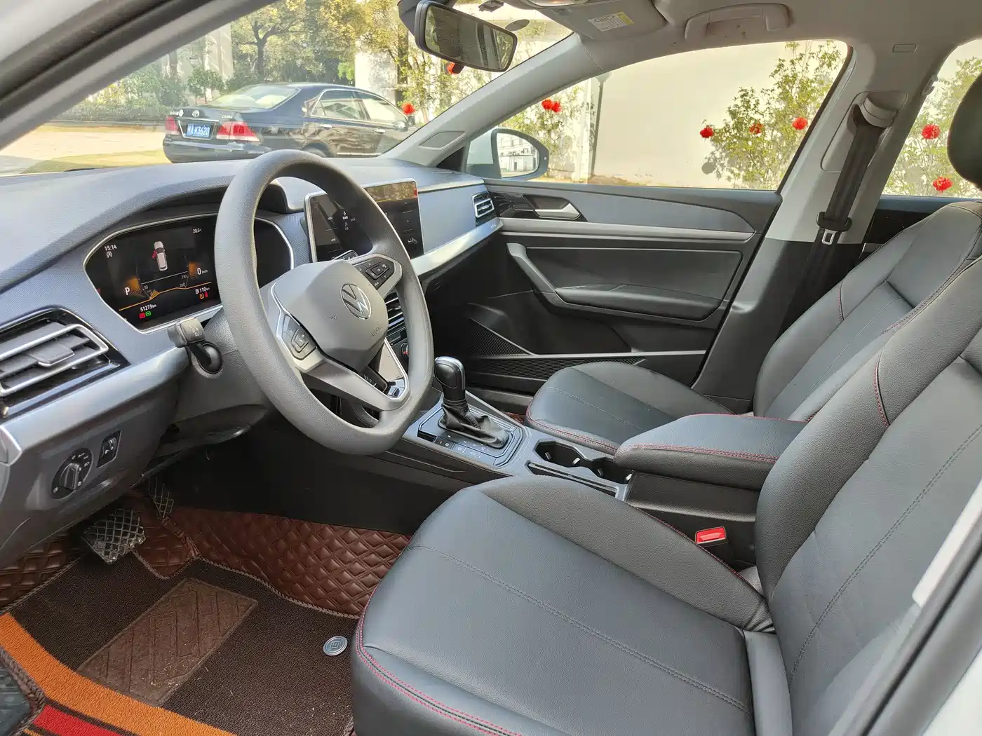 Volkswagen Lavida 2024 Model 1.5L Automatic Delight Edition фото 6