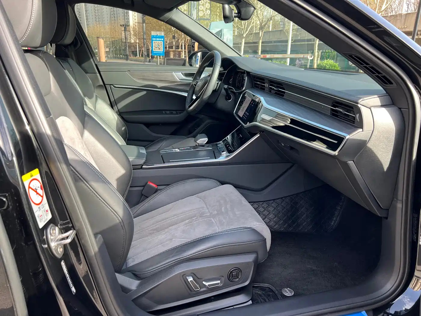 Audi A6L 2024 45 TFSI quattro Premium Dynamic фото 18
