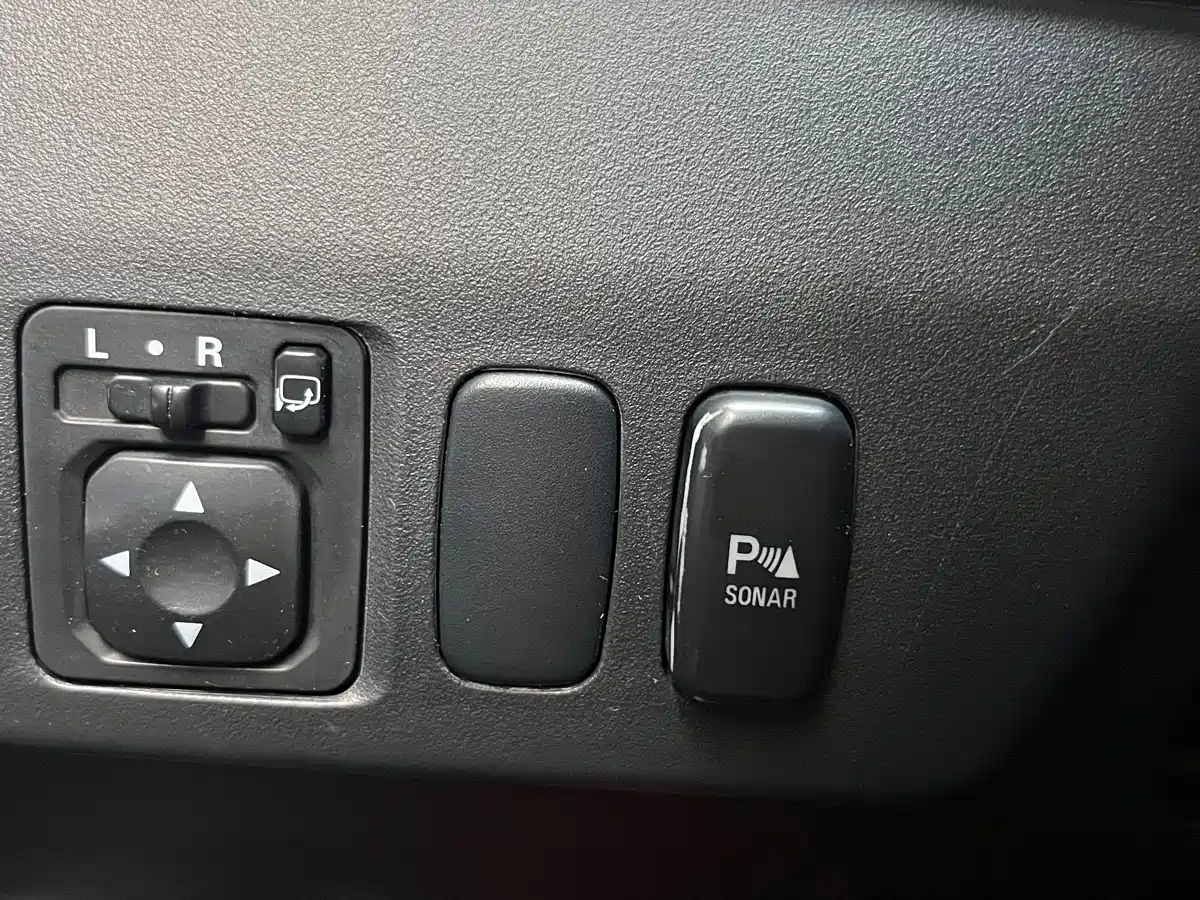 Mitsubishi Pajero (Import) 2016 3.0L Automatic Standard (China V) фото 19