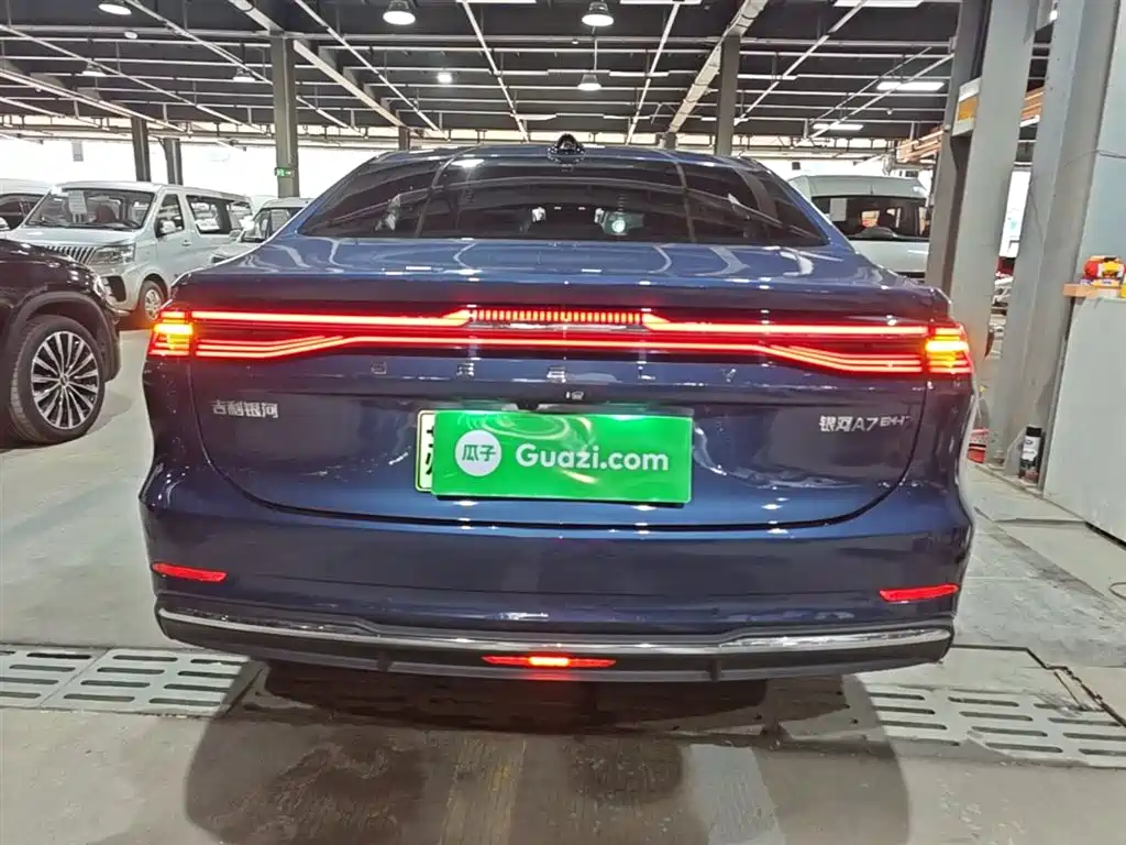 Geely Galaxy Galaxy A7 2025 EM-i фото 6