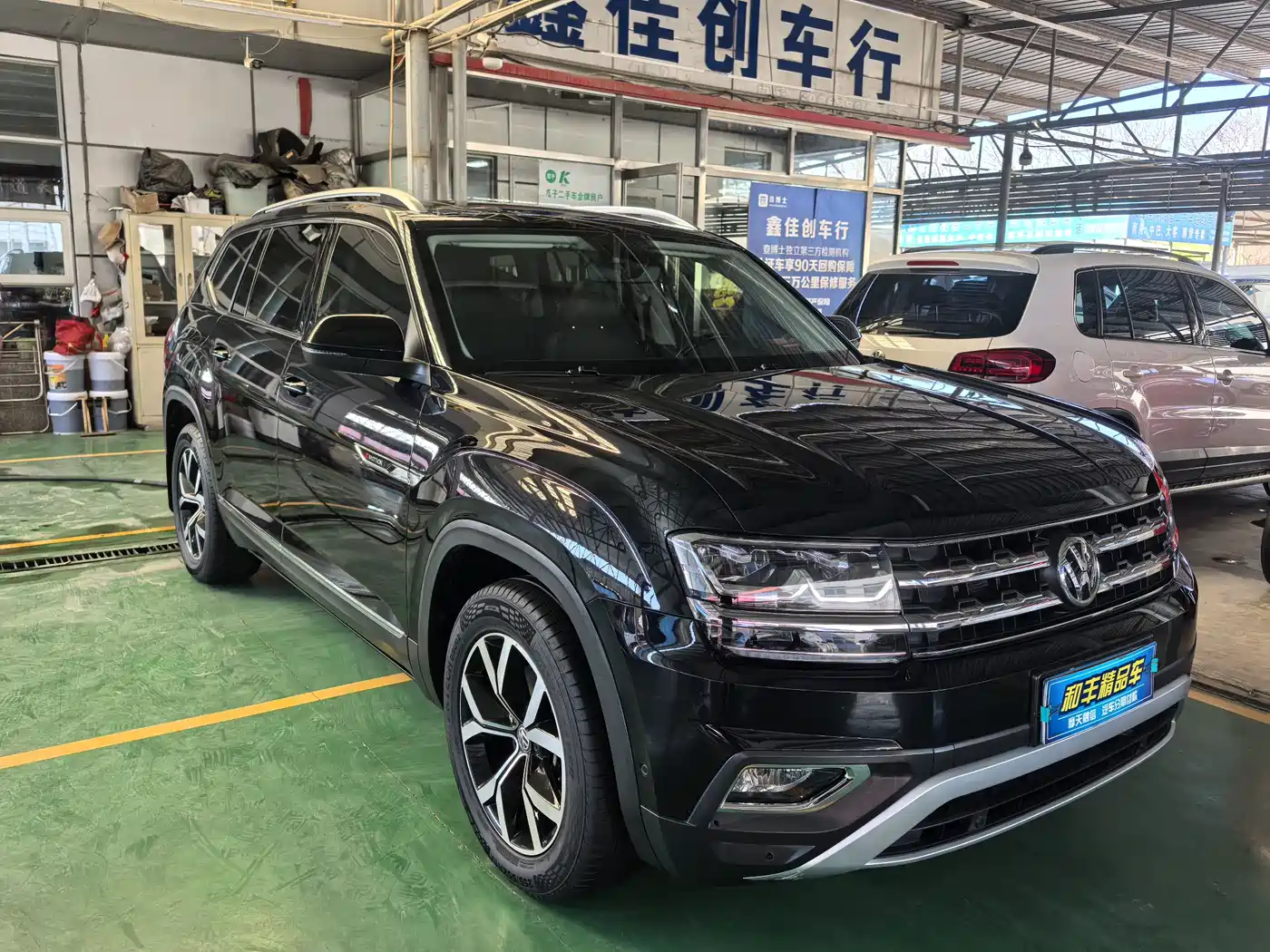 Volkswagen Teramont 2020 380TSI 4WD Luxury Edition China VI фото 3