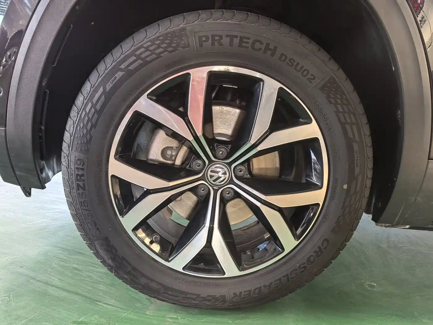 Volkswagen Teramont 2020 380TSI 4WD Luxury Edition China VI фото 15