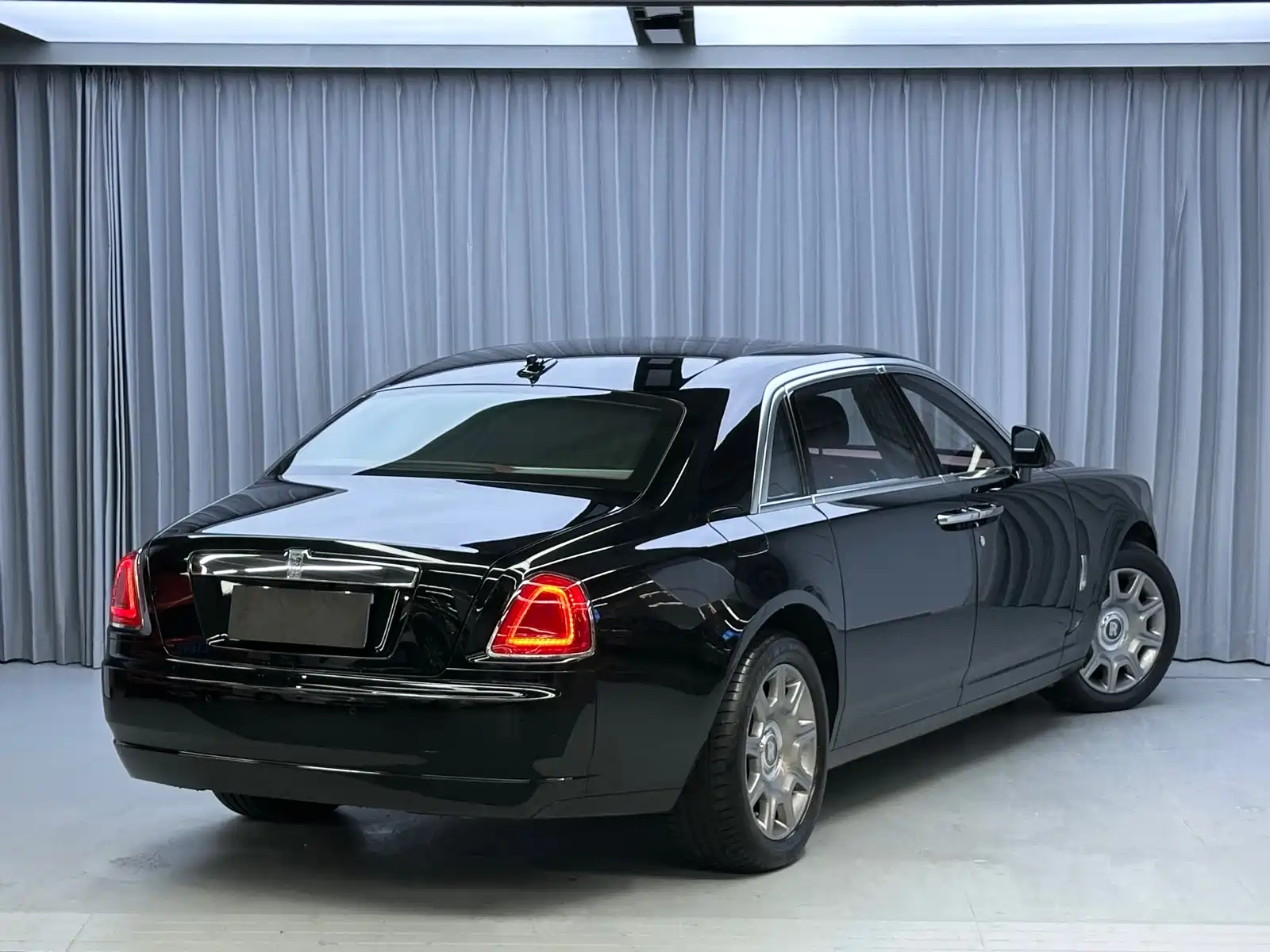 Фото 6 - Rolls-Royce Ghost