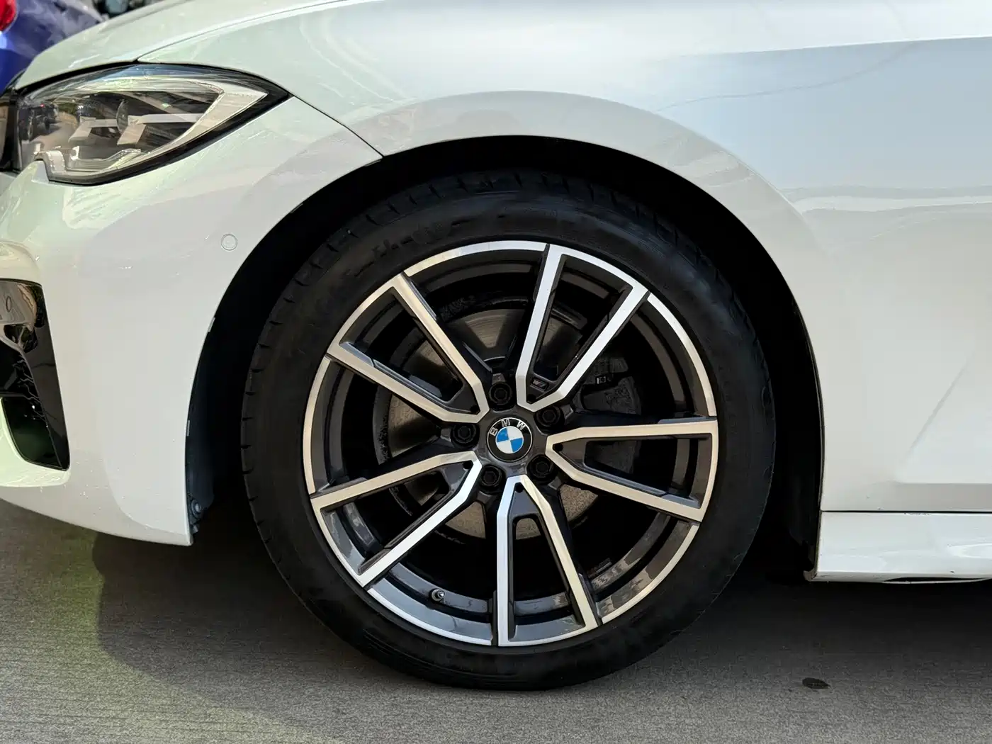 BMW 3 Series 2021 Second Facelift 325Li M Sport Package фото 25