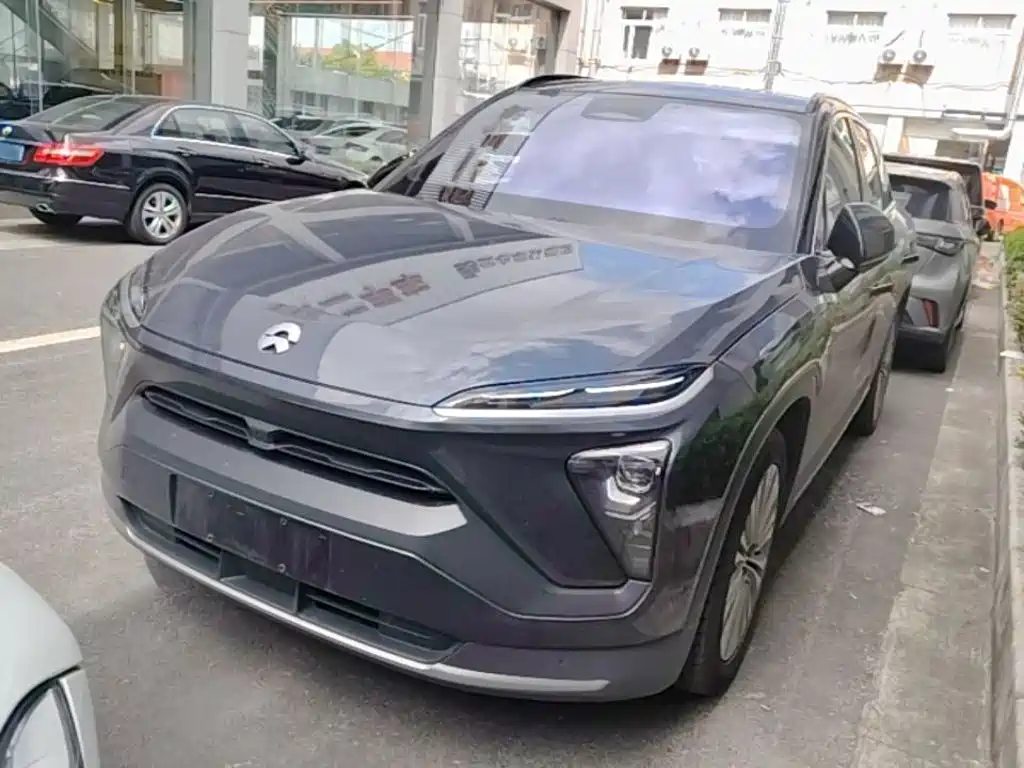 Фото 1 - NIO ES6