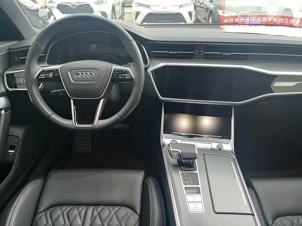 Фото 11 - Audi A6L