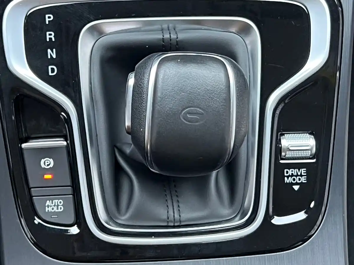 GAC Trumpchi M6, миниатюра 15