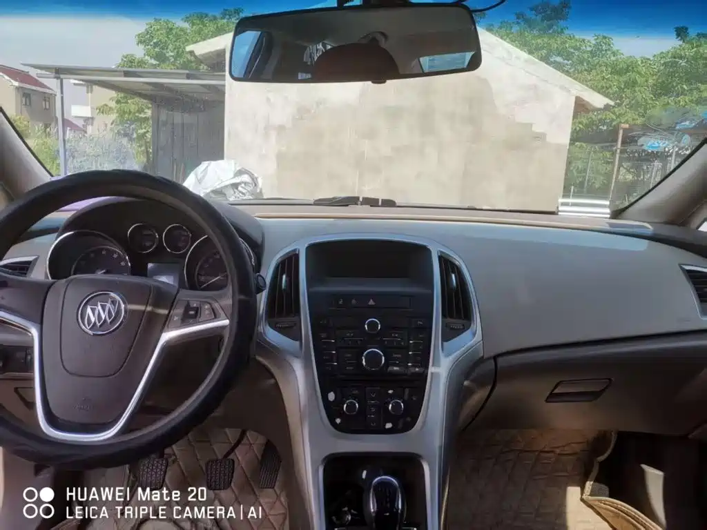 Photo 6 - Buick Excelle