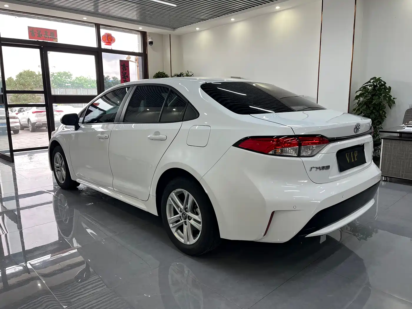 Toyota Levin 2022 185T CVT Luxury Edition фото 6