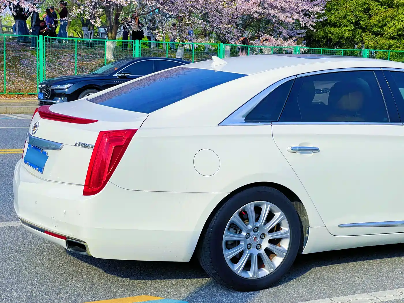 Cadillac XTS 2013 28T Luxury фото 16
