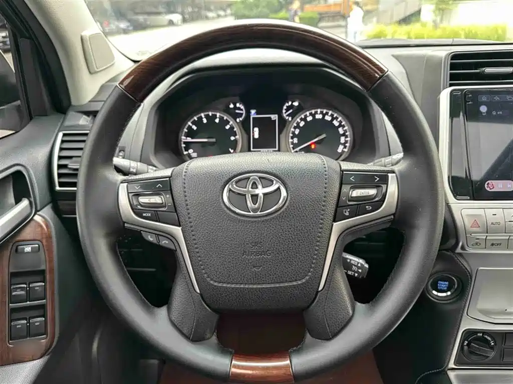 Toyota Prado 2018 3.5L Auto TX-L фото 14