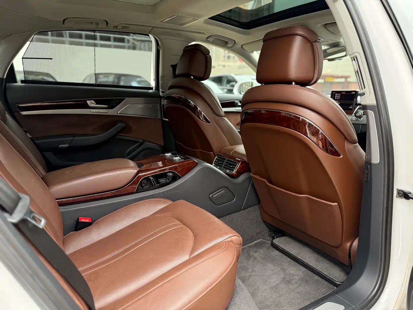 Audi A8 2012 A8L 50 TFSI quattro Luxury фото 7