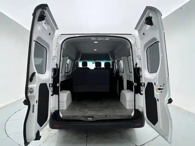 Yuan Cheng Farizon Super VAN 2025 2025 Long Range Edition - Active Medium Roof 51kWh
