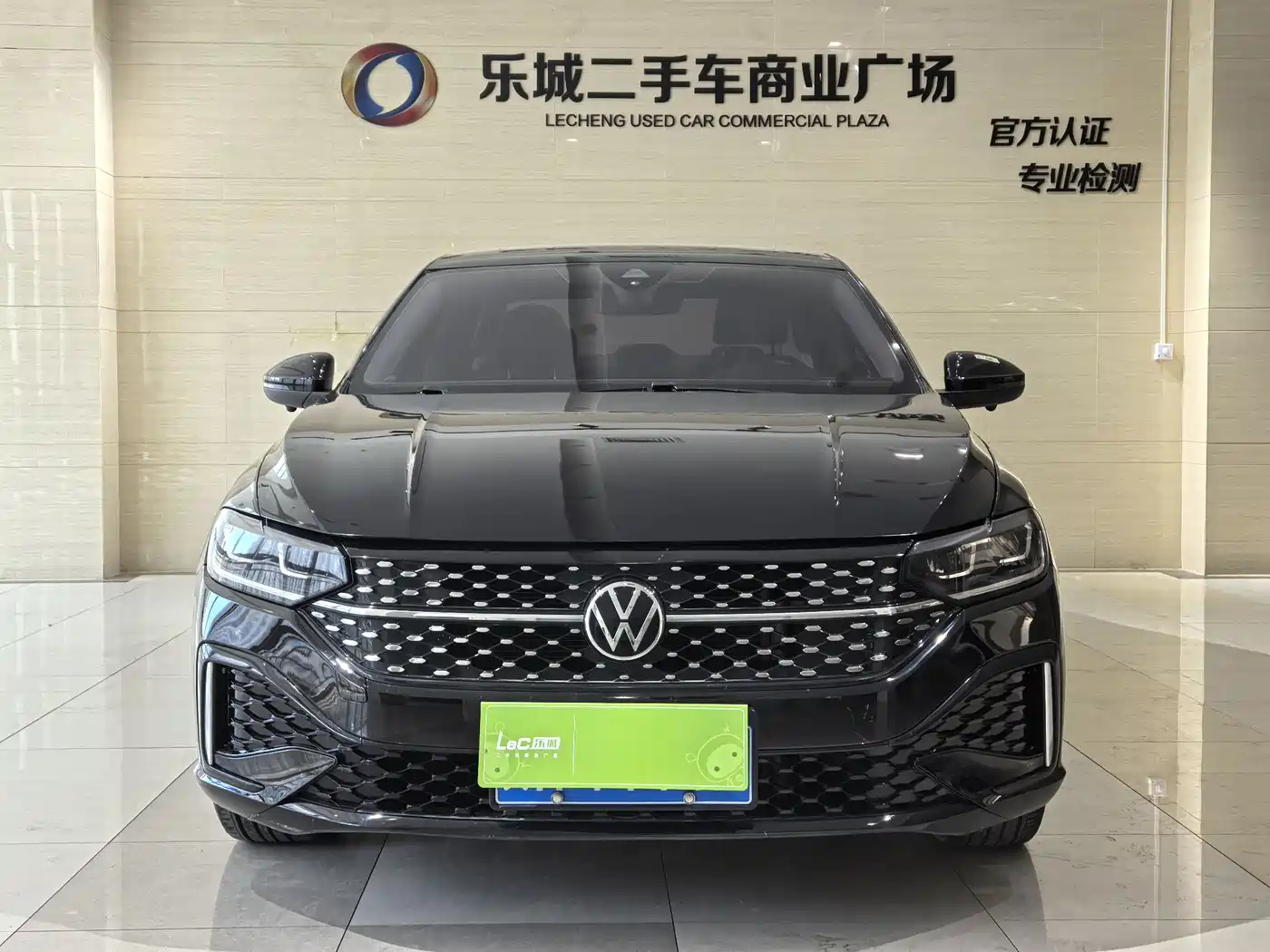 Volkswagen Lavida 2023 300TSI DSG Starlight Full Comfort Edition фото 2