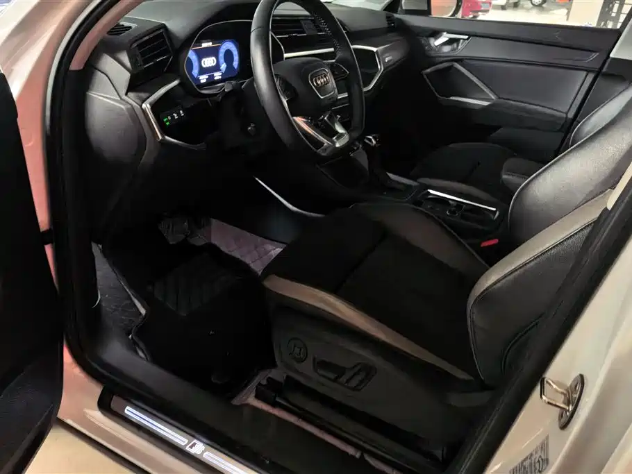 Audi Q3 2021 35 TFSI Fashion Sport фото 9