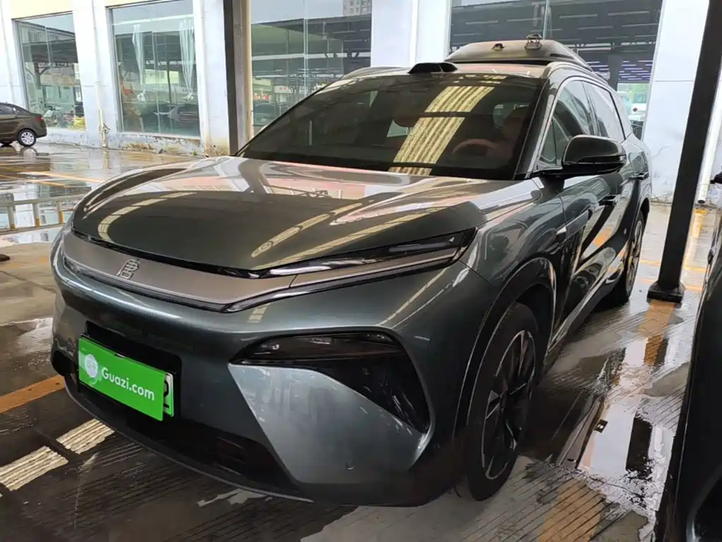 BYD Tang L 2025