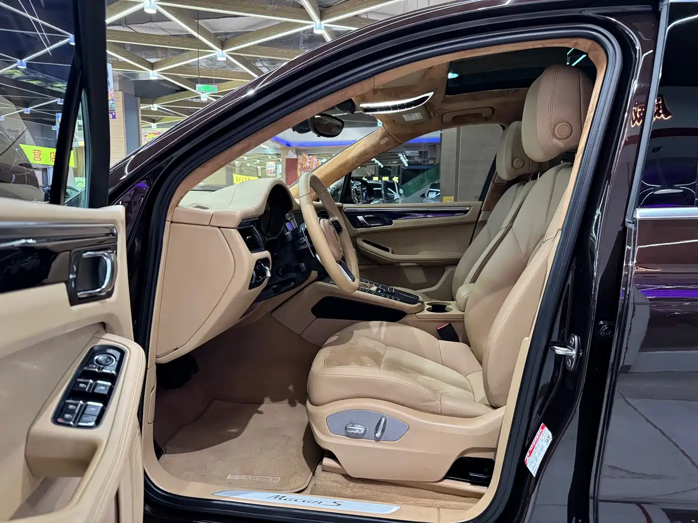 Porsche Macan 2016 Macan S 3.0T фото 6