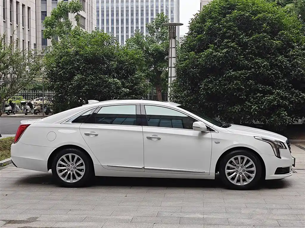 Cadillac XTS 2018 28T Technology фото 22