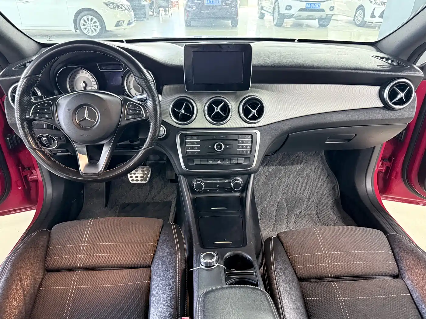 Mercedes-Benz CLA (Import) 2016 CLA 200 Sport фото 6