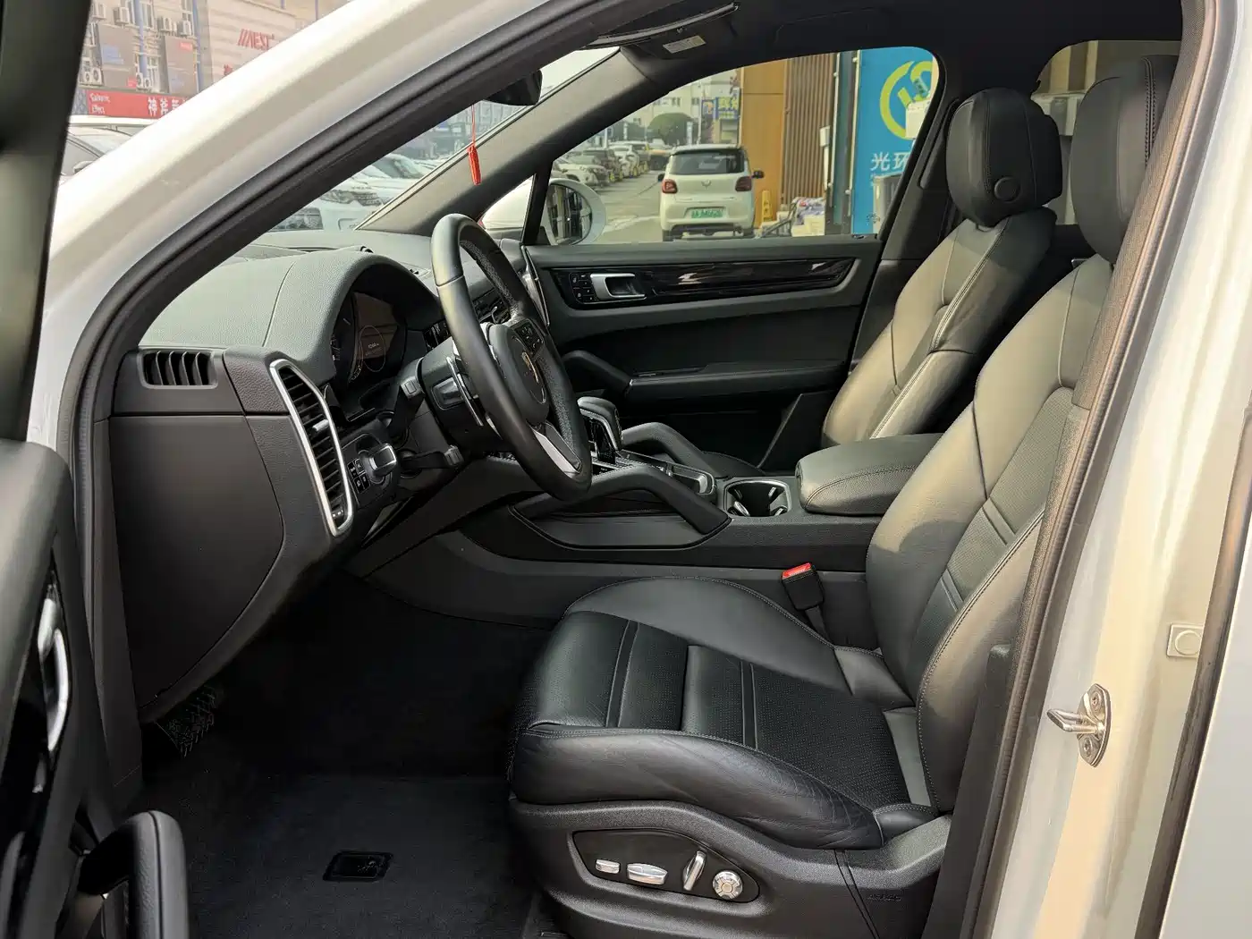 Porsche Cayenne 2019 Cayenne 3.0T фото 9