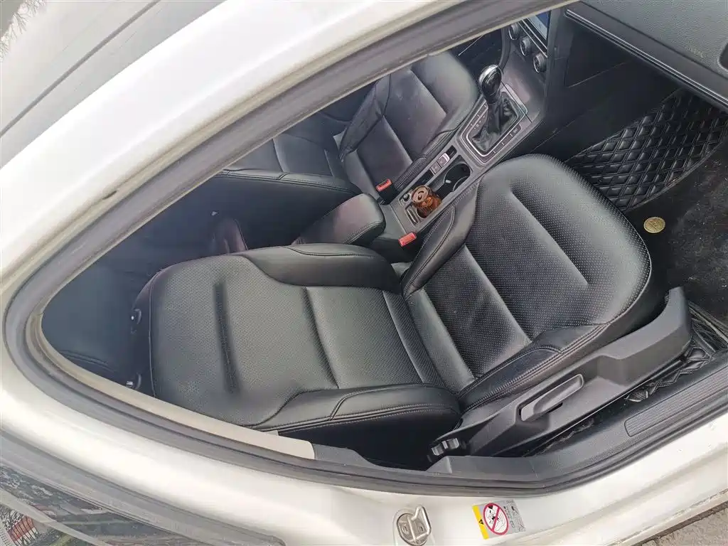 Volkswagen Golf 2015 1.4TSI Automatic Comfort фото 20