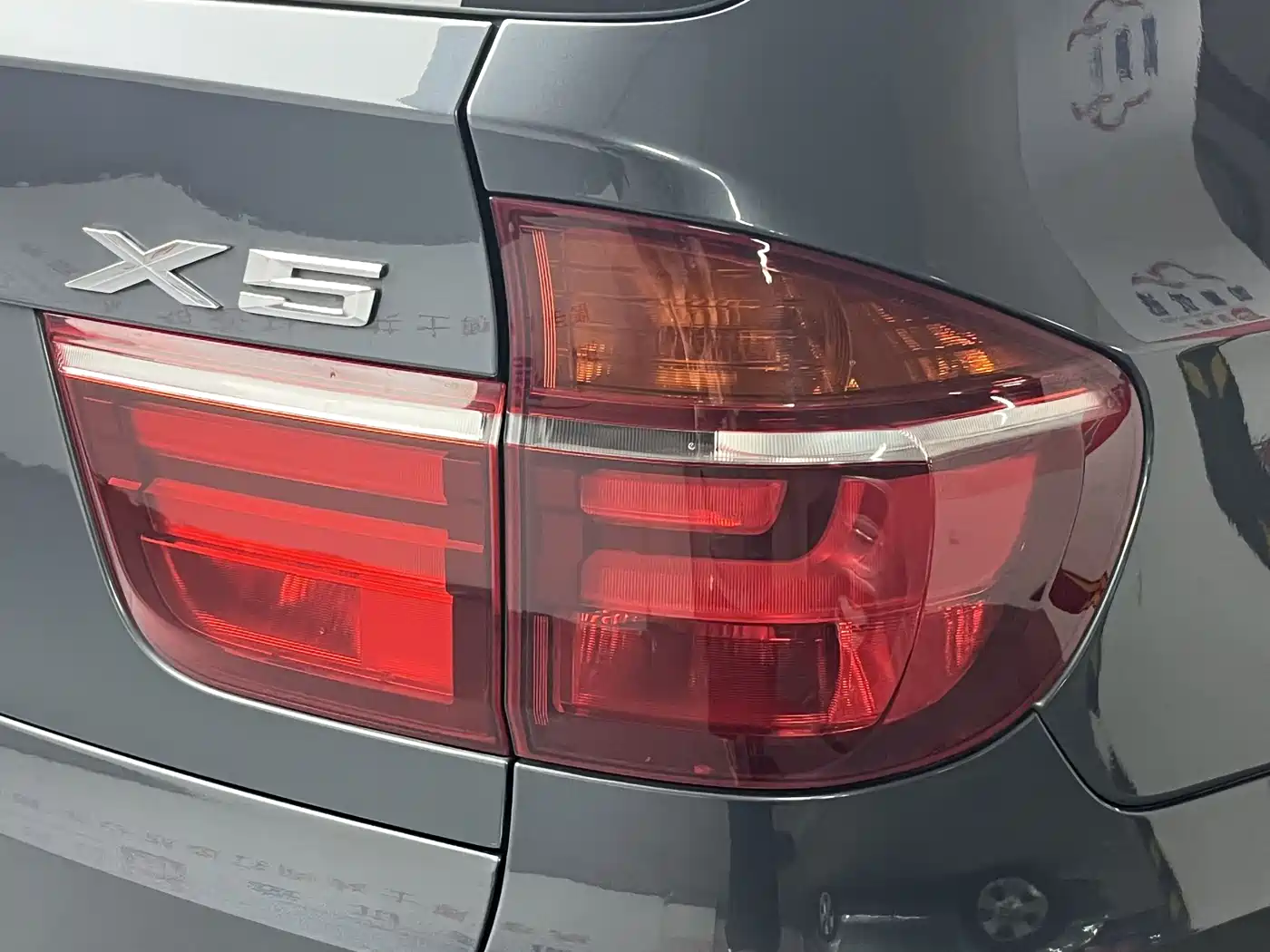 BMW X5 (Import) 2011 xDrive35i Leading Edition фото 8