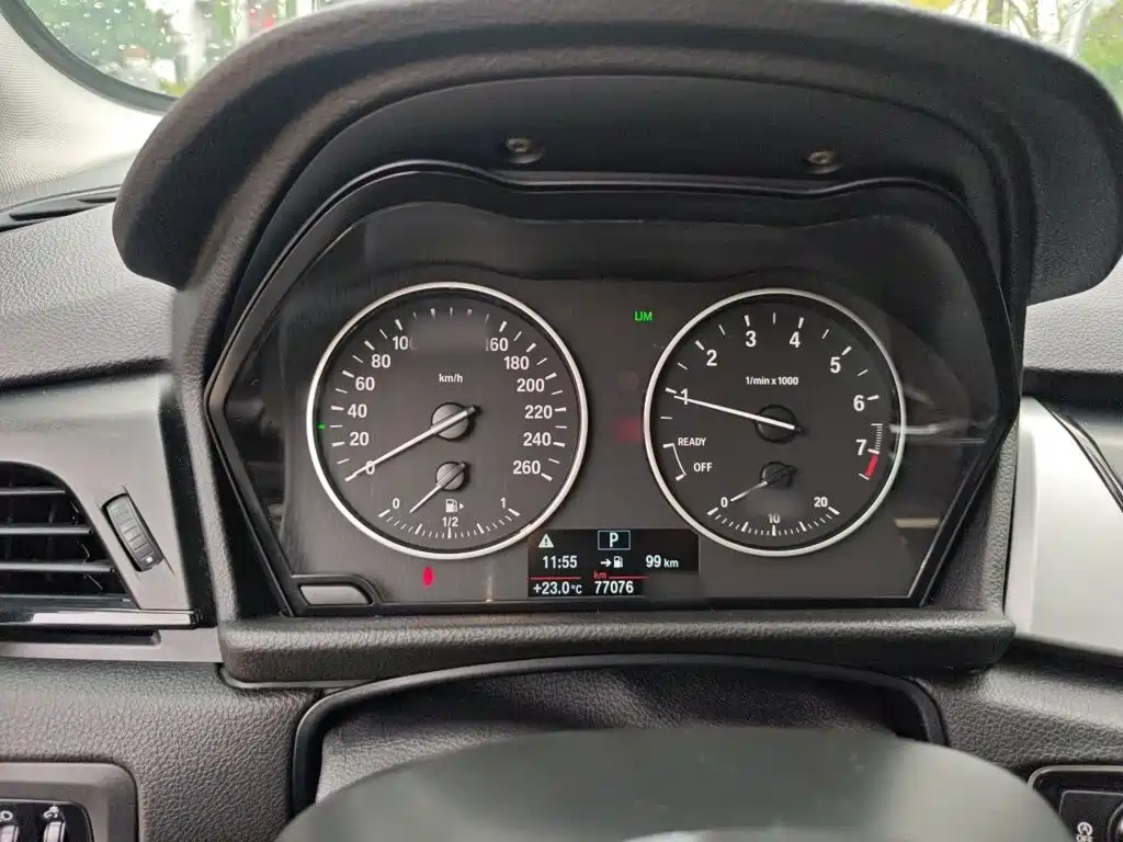 BMW 2 Series Touring 2018 2016 218i Fashion Model