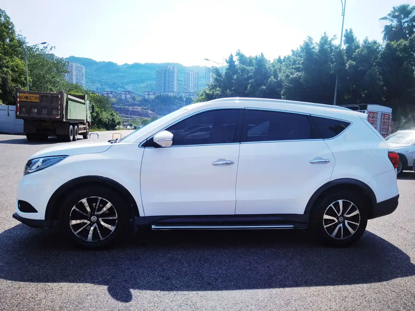 Dongfeng Fengguang Fengguang 580 2018 2017 1.5T CVT Comfort Version