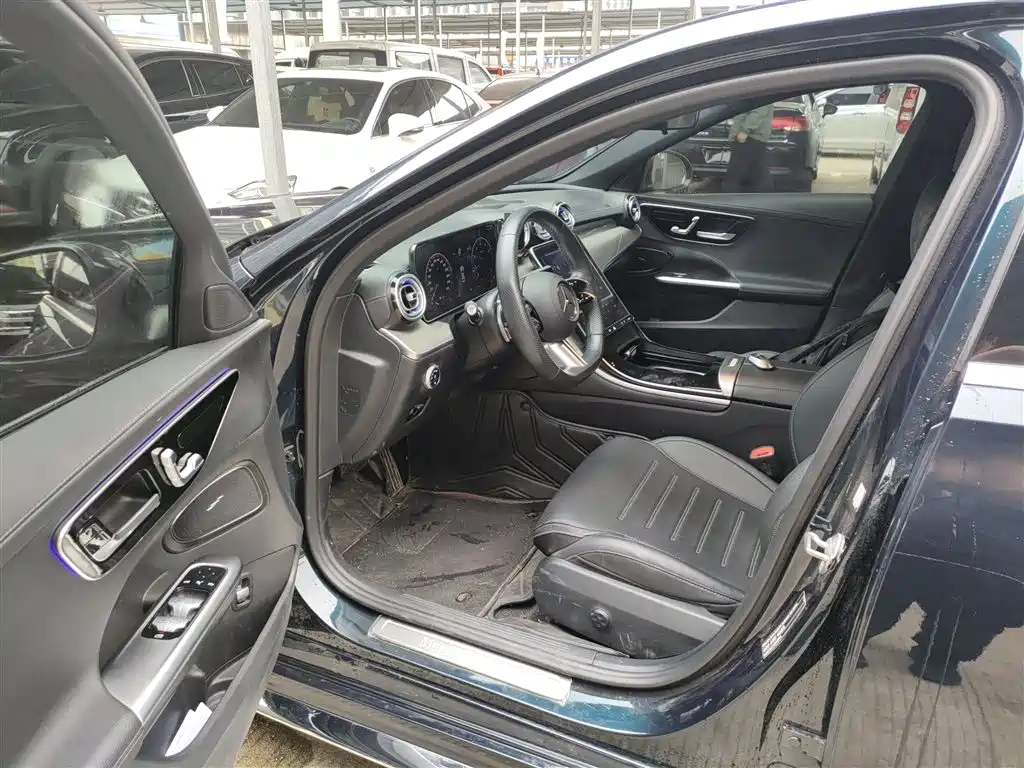 Mercedes-Benz C-Class 2023 Facelift II C 260 L Sport Edition фото 15