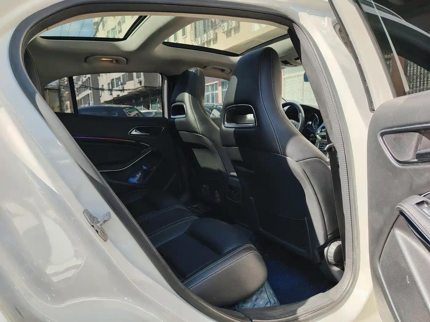 Mercedes-Benz GLA 2015 GLA 200 Dynamic фото 11
