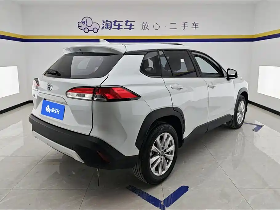 Toyota Corolla Cross 2024 2.0L Elite Edition фото 3