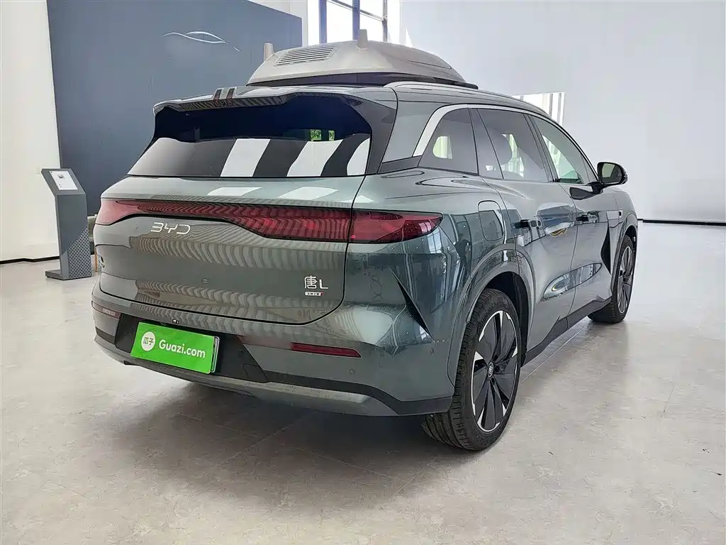 BYD Tang L 2025 DM 175KM Drone Player Edition фото 7
